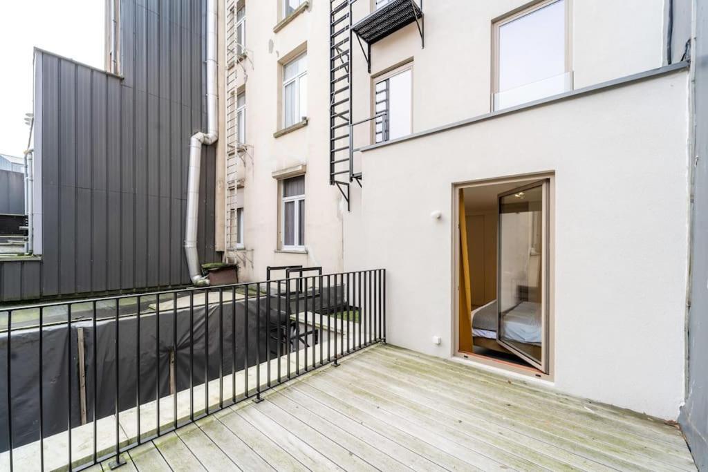 Chic 2-bedroom Haven In Appartement