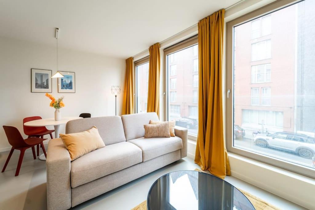 Chic 2-bedroom Haven In Appartement Antwerpen