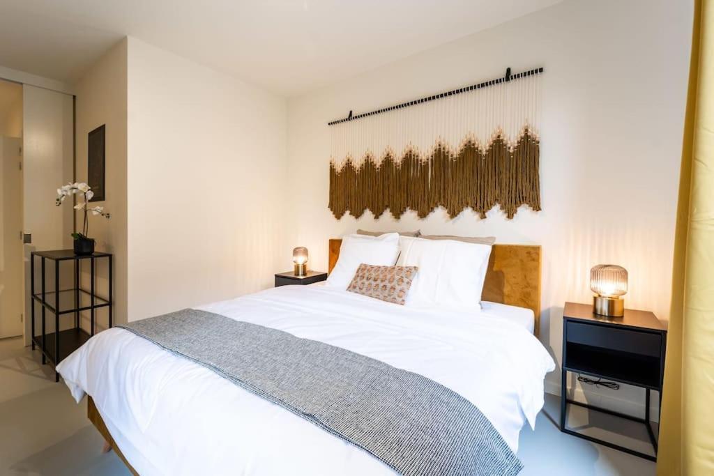 Chic 2-bedroom Haven In Appartement *